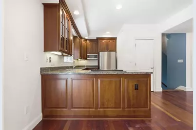 218 South #9, Waltham, MA 02453 - Photo 9