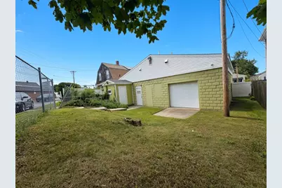 2307 Acushnet Avenue, New Bedford, MA 02745 - Photo 25