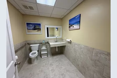 2307 Acushnet Avenue, New Bedford, MA 02745 - Photo 19