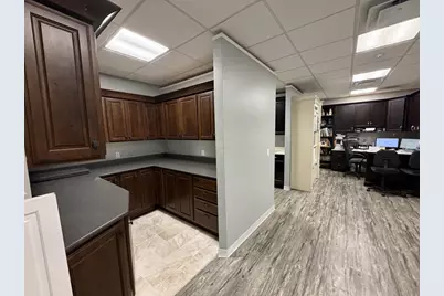 2307 Acushnet Avenue, New Bedford, MA 02745 - Photo 23