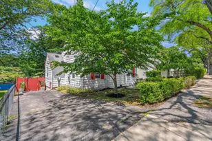 567 Poplar St, Boston, MA 02131 - Photo 5