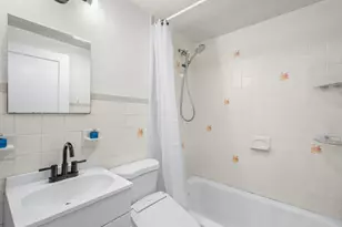 567 Poplar St, Boston, MA 02131 - Photo 19