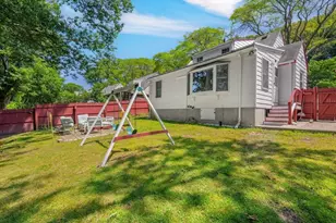 567 Poplar St, Boston, MA 02131 - Photo 39