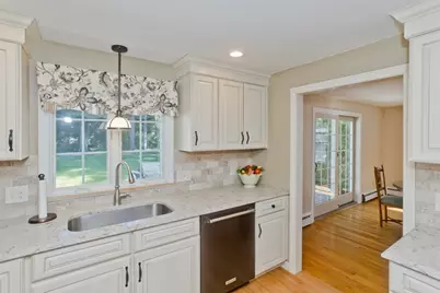 6 Joan St, Wilbraham, MA 01095 - Photo 11