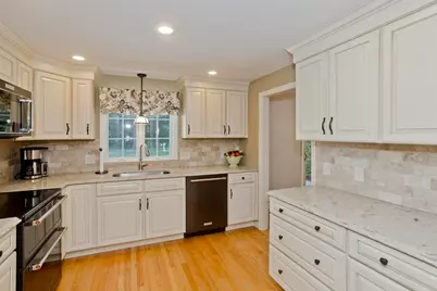 6 Joan St, Wilbraham, MA 01095 - Photo 11
