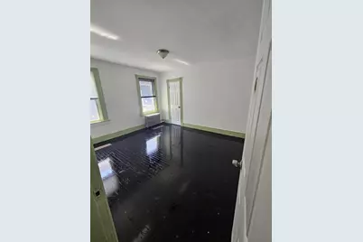 76 Acushnet Ave, Springfield, MA 01105 - Photo 21