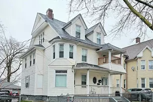 76 Acushnet Ave, Springfield, MA 01105 - Photo 1