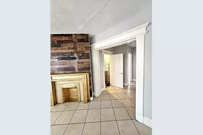 76 Acushnet Ave, Springfield, MA 01105 - Photo 9