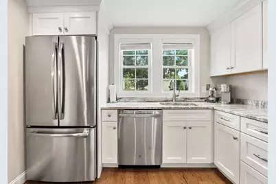 34 Beckford St #D, Beverly, MA 01915 - Photo 7