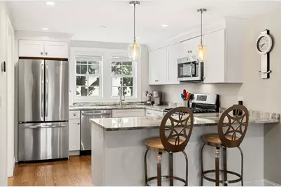 34 Beckford St #D, Beverly, MA 01915 - Photo 5
