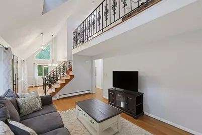 62 Miller St, Franklin, MA 02038 - Photo 7