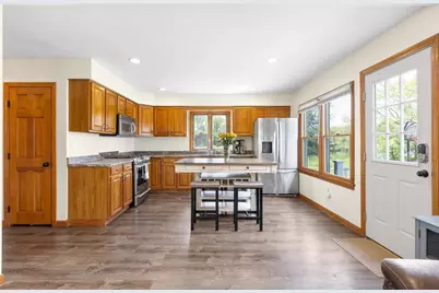 180 Great Road, Littleton, MA 01460 - Photo 3