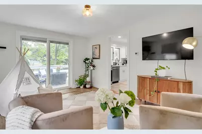 30 Linda Ave, Framingham, MA 01701 - Photo 9