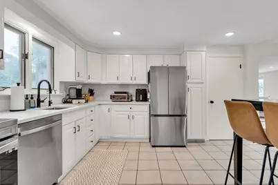 30 Linda Ave, Framingham, MA 01701 - Photo 5