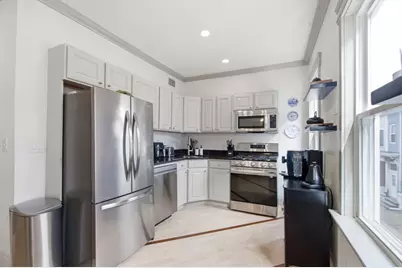 255 Gold St #2, Boston, MA 02127 - Photo 3