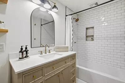 255 Gold St #2, Boston, MA 02127 - Photo 15