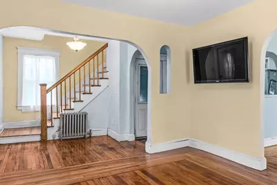 51 Francis Ave, Holyoke, MA 01040 - Photo 9