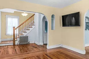 51 Francis Ave, Holyoke, MA 01040 - Photo 9