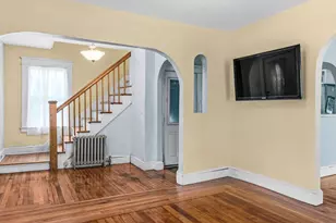 51 Francis Ave, Holyoke, MA 01040 - Photo 9