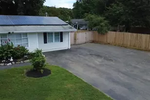 52 Smoke Rise Cir, Swansea, MA 02777 - Photo 27