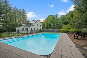 5 Elm St, Upton, MA 01568 - Photo 3