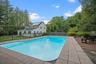 5 Elm St, Upton, MA 01568 - Photo 3