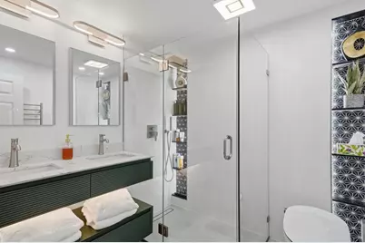 101 Pleasant St, Tewksbury, MA 01876 - Photo 21