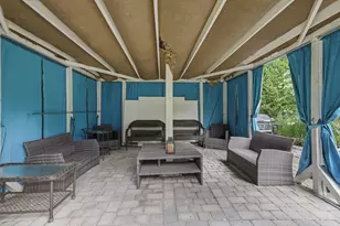 101 Pleasant St, Tewksbury, MA 01876 - Photo 37