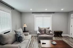 318-320 Goodwin St, Springfield, MA 01151 - Photo 5