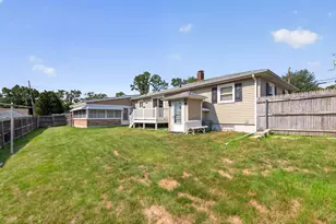 165 Swansom Rd, Swansea, MA 02777 - Photo 5