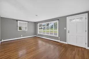 165 Swansom Rd, Swansea, MA 02777 - Photo 7