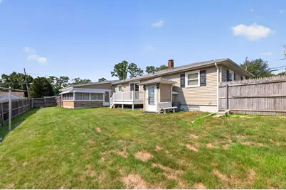 165 Swansom Rd, Swansea, MA 02777 - Photo 5