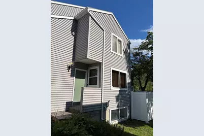 5 Autumn Ln #5, Amherst, MA 01002 - Photo 3