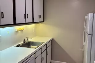 5 Autumn Ln, Amherst, MA 01002 - Photo 9