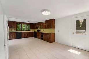 59 Holly St, Gloucester, MA 01930 - Photo 13