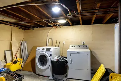956 Main St, Clinton, MA 01510 - Photo 31