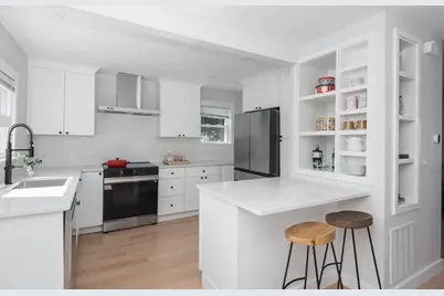 12 Norton St, Boston, MA 02136 - Photo 7