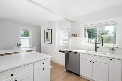 12 Norton St, Boston, MA 02136 - Photo 11