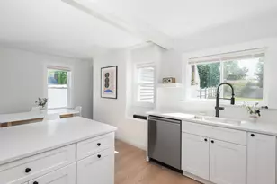 12 Norton St, Boston, MA 02136 - Photo 11