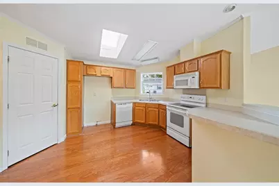 406 Simmons Rd, Middleborough, MA 02346 - Photo 35