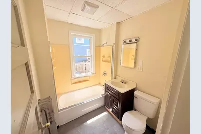 43 Wellington St, Springfield, MA 01109 - Photo 15