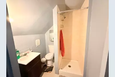 43 Wellington St, Springfield, MA 01109 - Photo 35