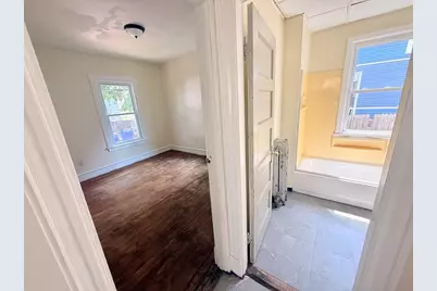 43 Wellington St, Springfield, MA 01109 - Photo 13