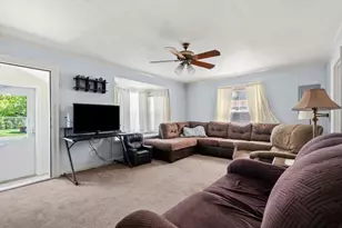434 Eldridge St, Fall River, MA 02720 - Photo 11