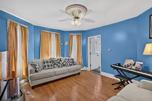 16 Gilbert Ave, Haverhill, MA 01832 - Photo 5