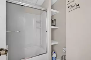 16 Gilbert Ave, Haverhill, MA 01832 - Photo 17