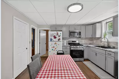 16 Gilbert Ave, Haverhill, MA 01832 - Photo 29