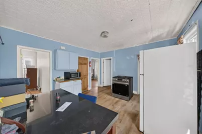 16 Gilbert Ave, Haverhill, MA 01832 - Photo 35