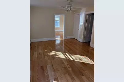 7 Albert St, Worcester, MA 01610 - Photo 5