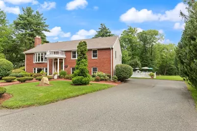 71 Poulos Rd, Braintree, MA 02184 - Photo 3